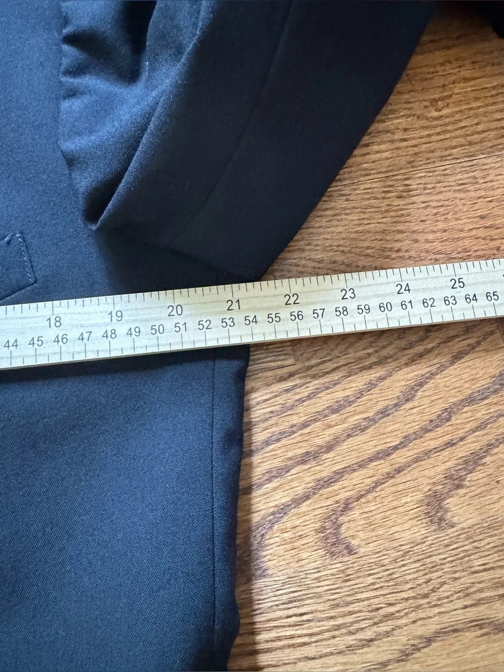 Oscar de la Renta Vintage Men’s Black Tuxedo Jacket 38S Satin Peak Lapel